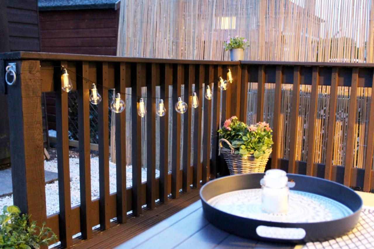 Luxurious Two Bedroom Apartment With Private Parking Perth Exterior photo